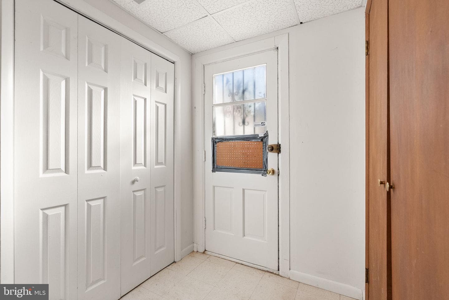 6329 Edgemoor Lane photo 40