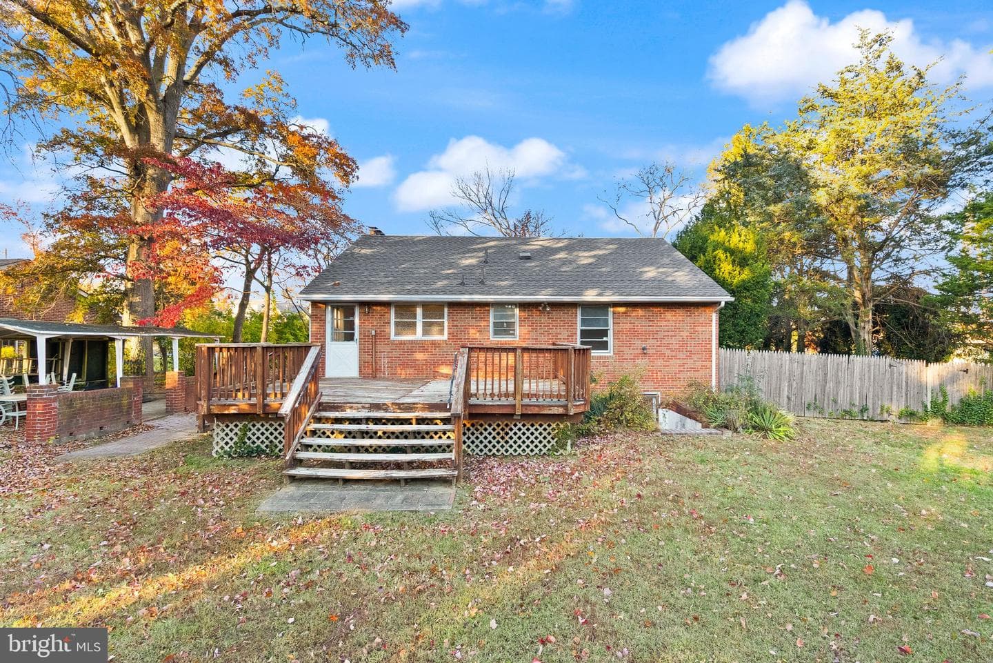 6329 Edgemoor Lane photo 53