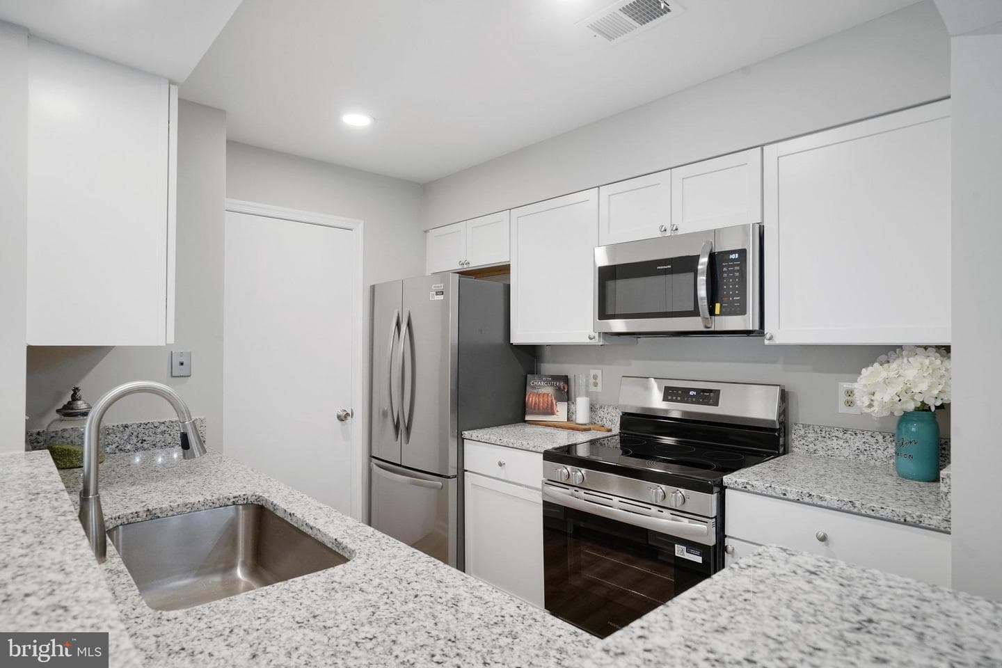 7711 Lafayette Forest Drive #22 photo 5