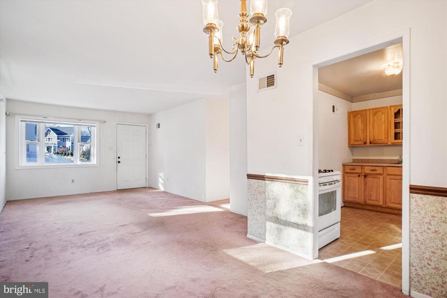 1827 Olmstead Drive photo 6