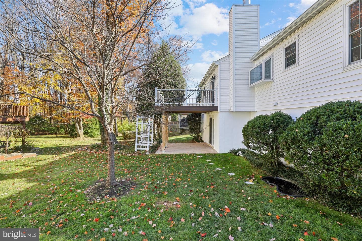 5090 Queens Wood Drive photo 10