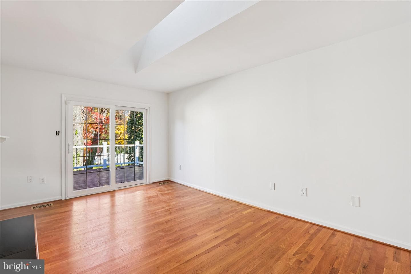 5090 Queens Wood Drive photo 26