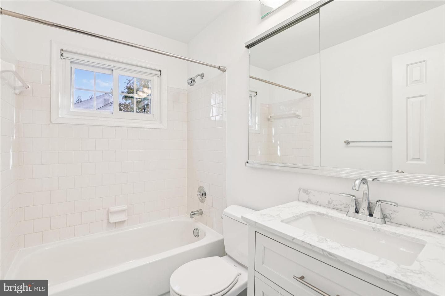 5090 Queens Wood Drive photo 44