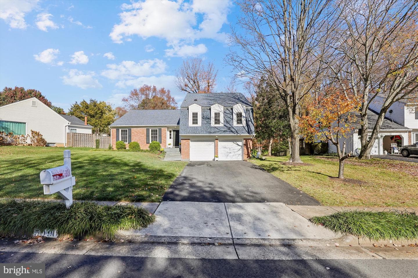 5090 Queens Wood Drive photo 6