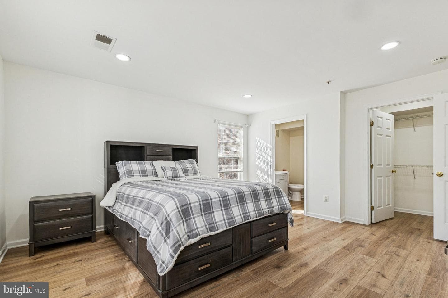 7503 Calderon Court #g photo 33