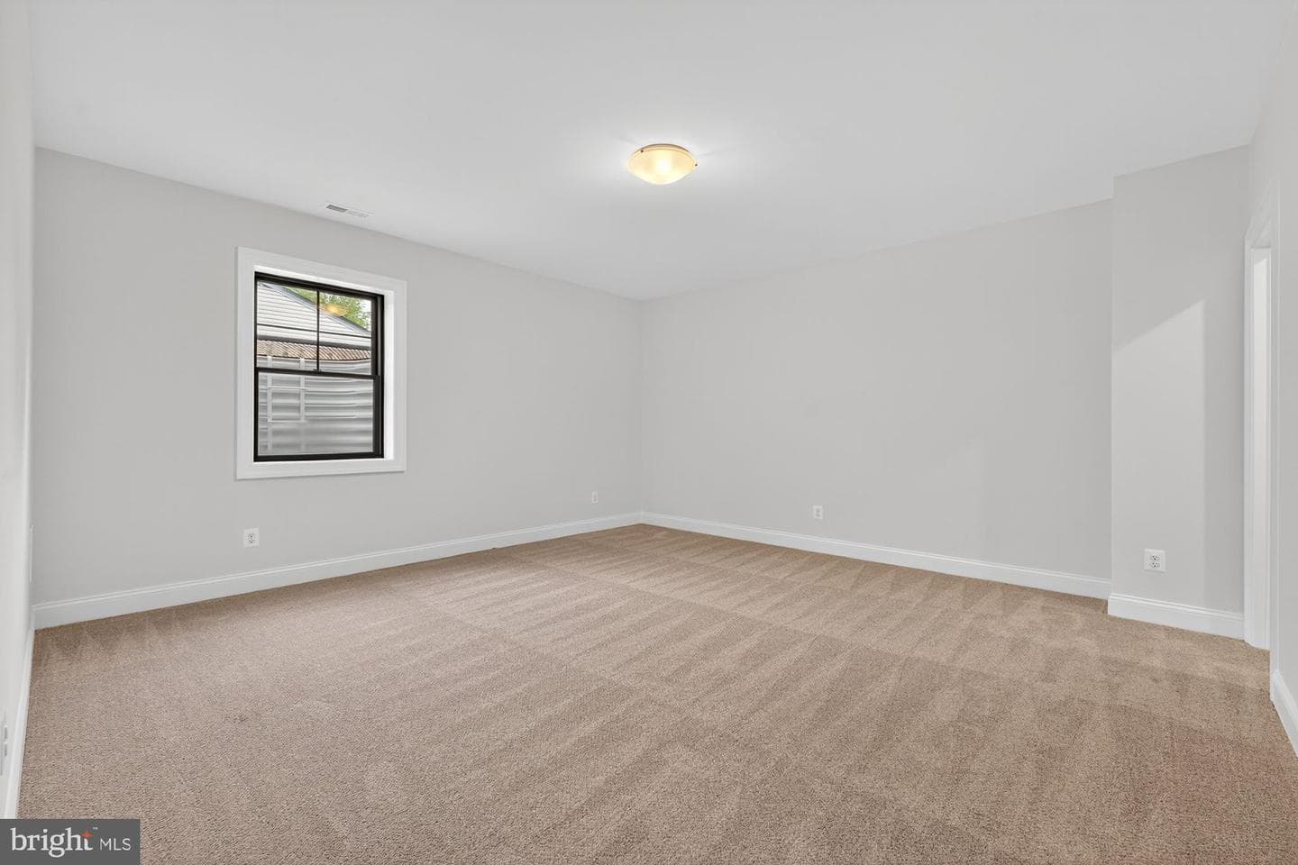 613 Blackstone Terrace NW photo 100