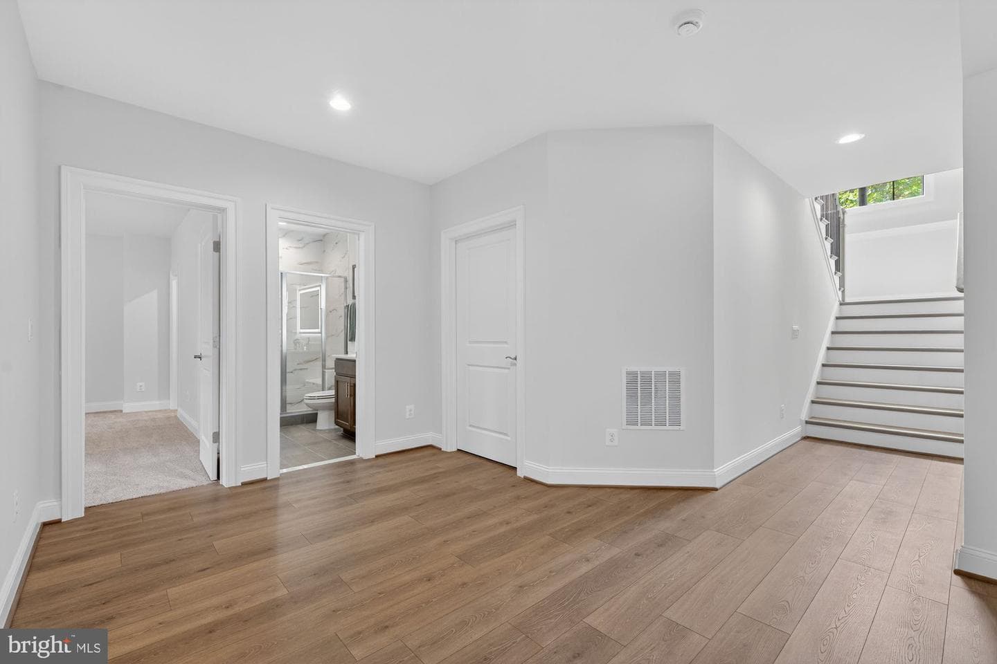 613 Blackstone Terrace NW photo 96