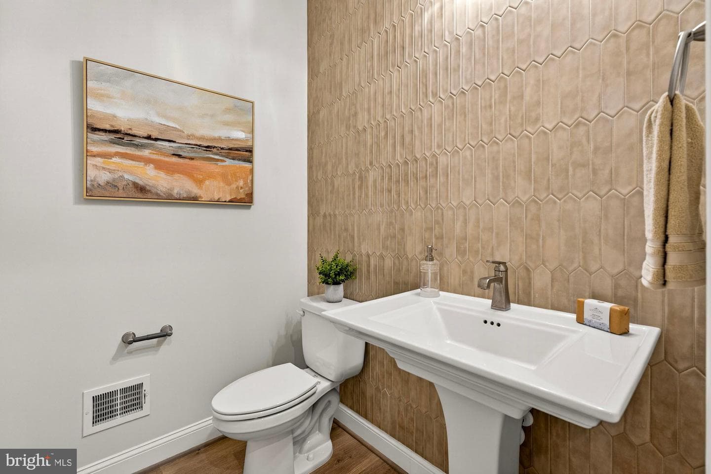 9928 Woodrow Street photo 36