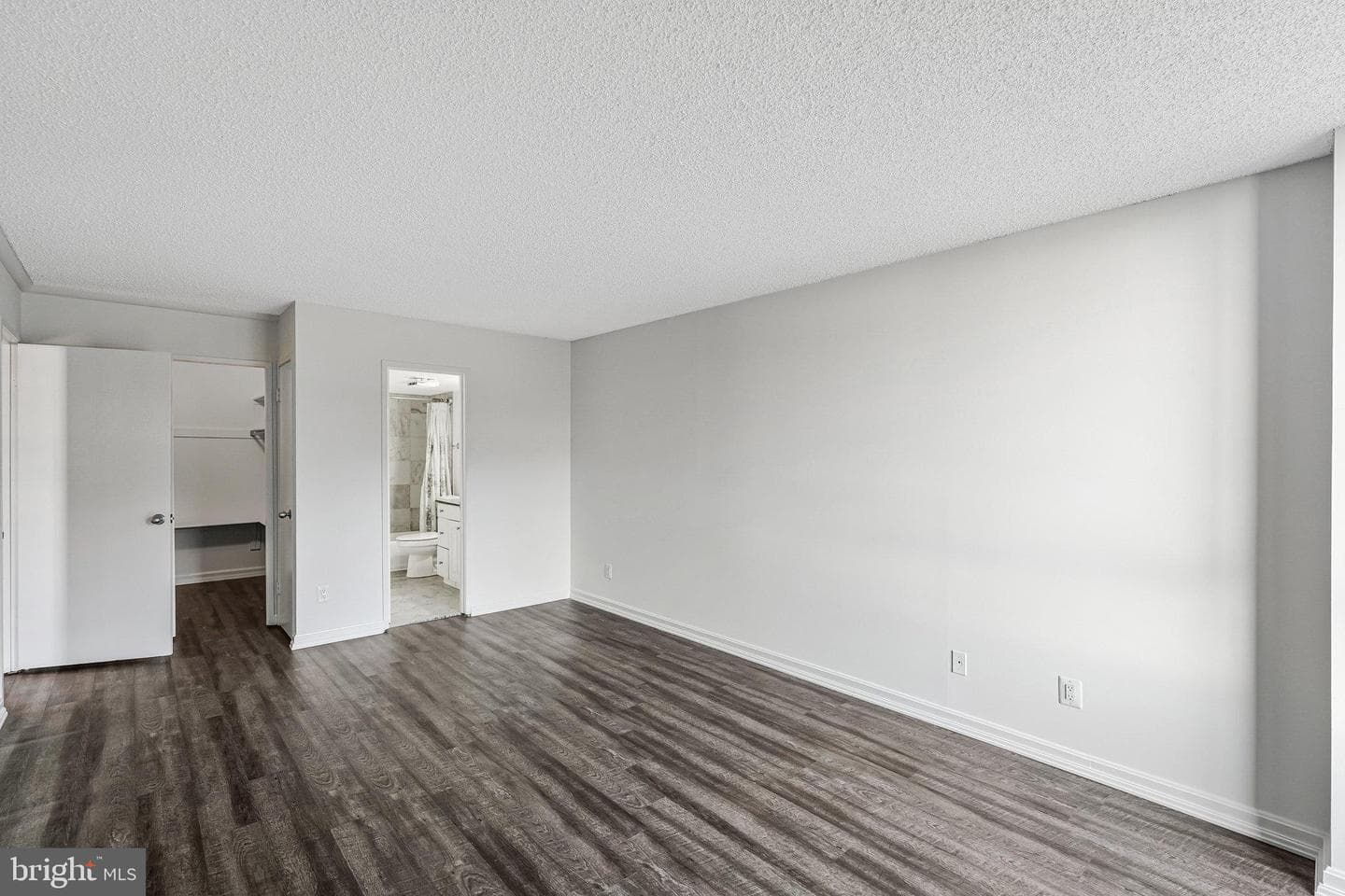 1800 Old Meadow Road #302 photo 17