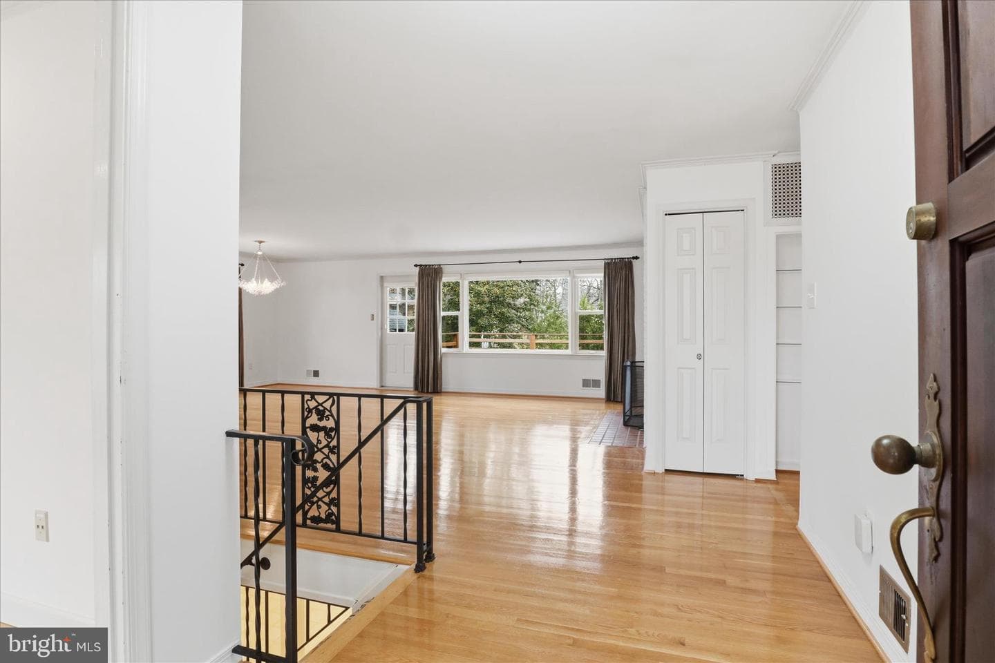 4100 Tidewater Court photo 14