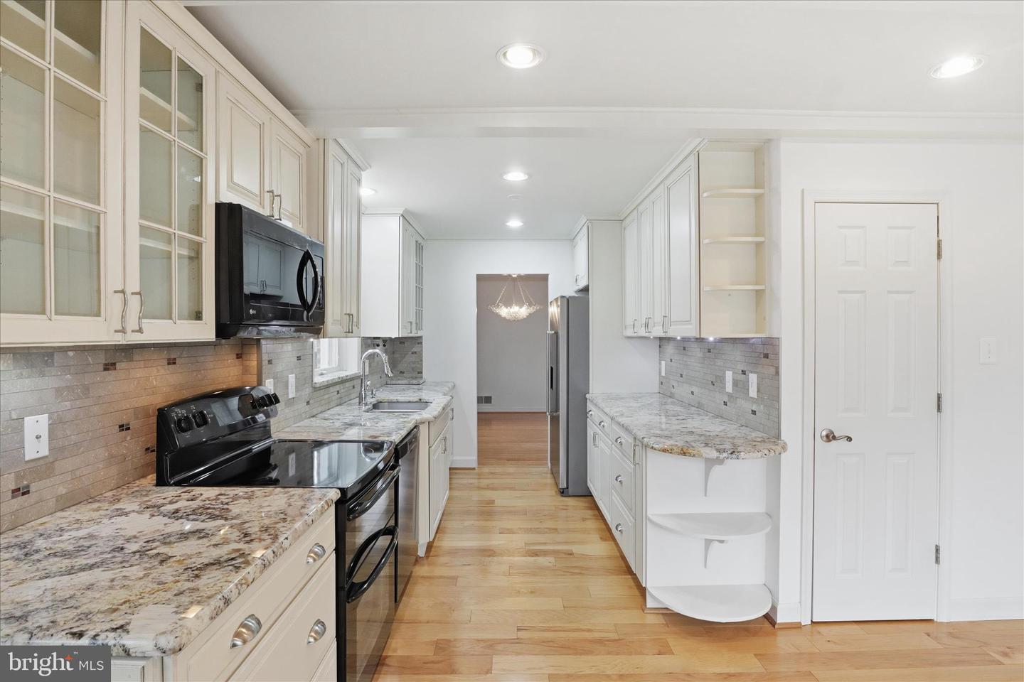 4100 Tidewater Court photo 19