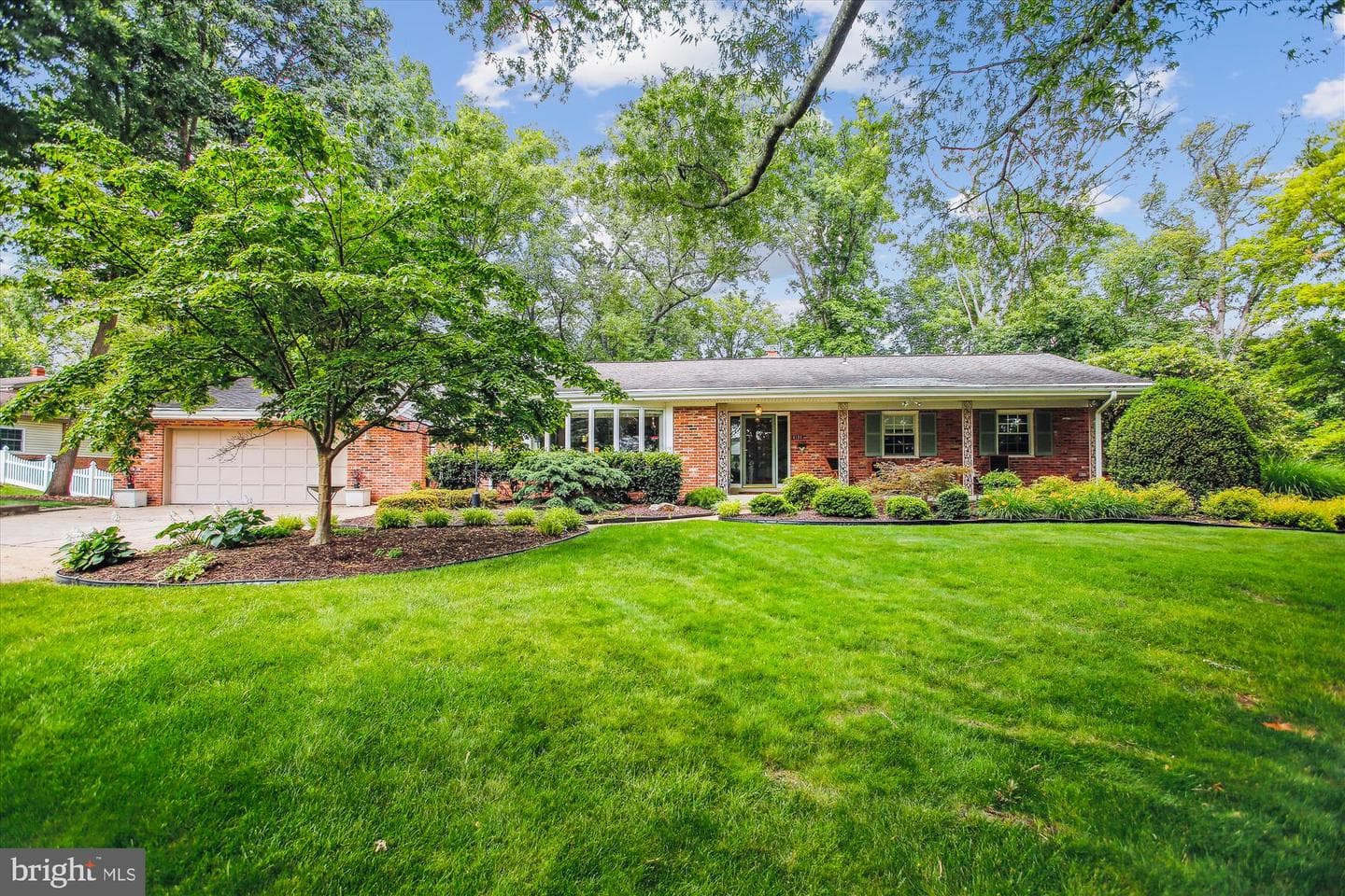 4100 Tidewater Court photo 2
