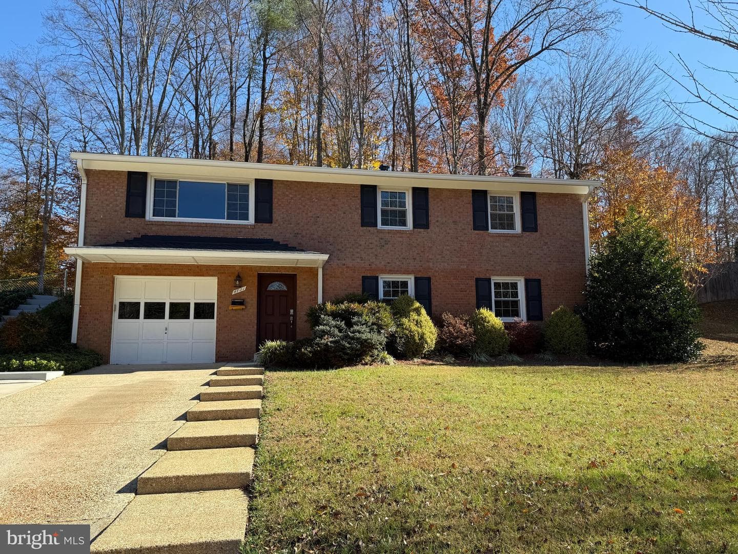 4721 Springbrook Drive photo 8