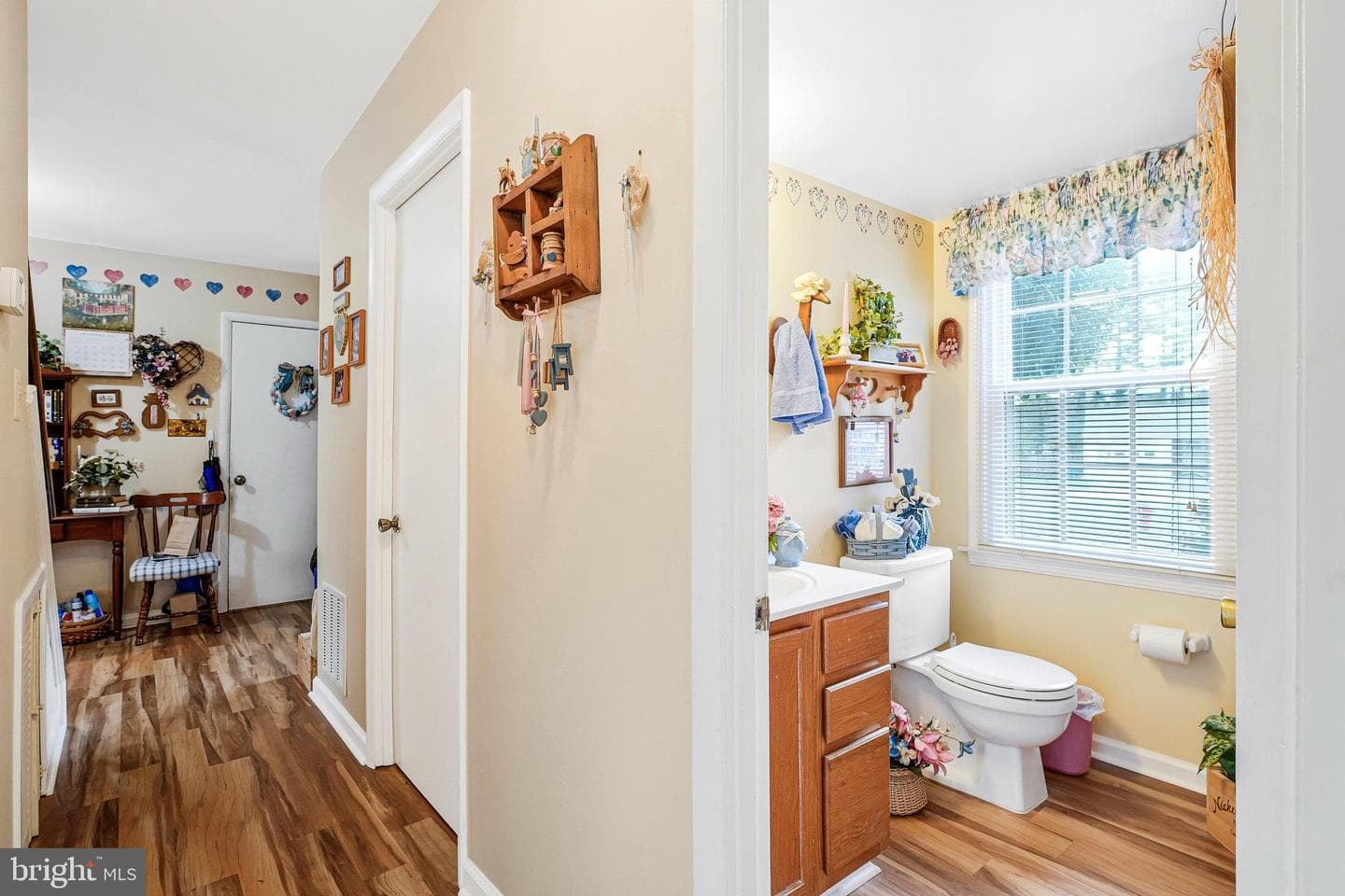 1716 Sadlers Wells Drive photo 17