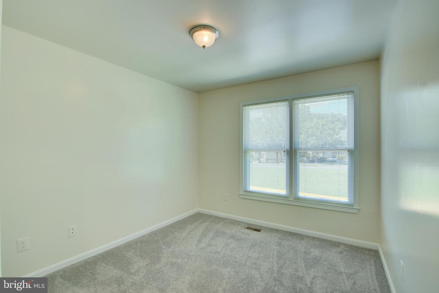 7235 Worsley Way photo 13