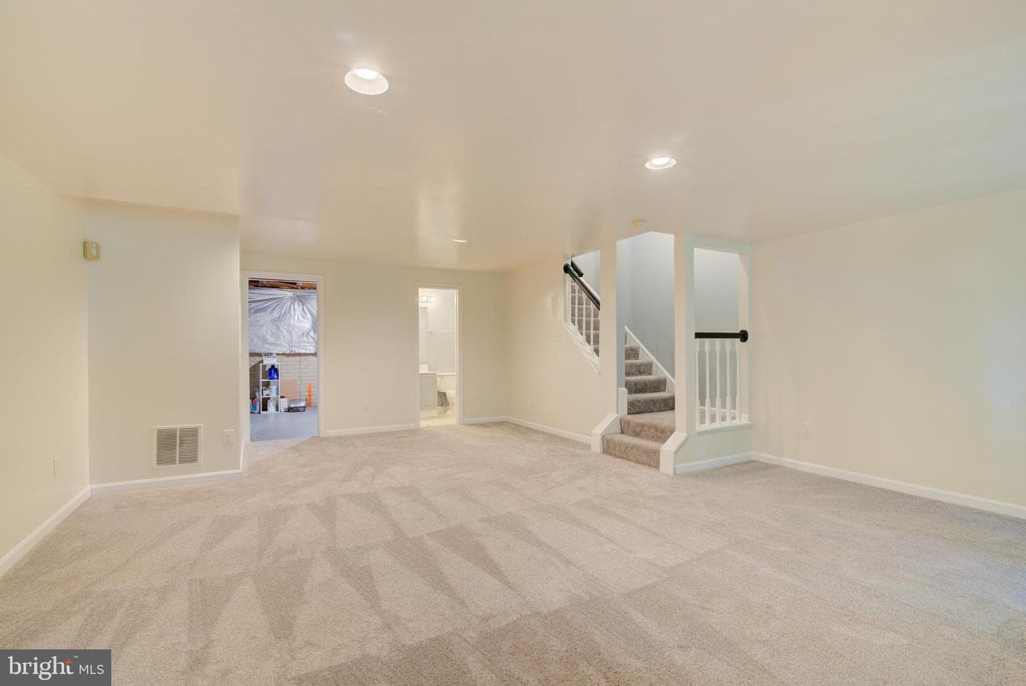 7235 Worsley Way photo 36
