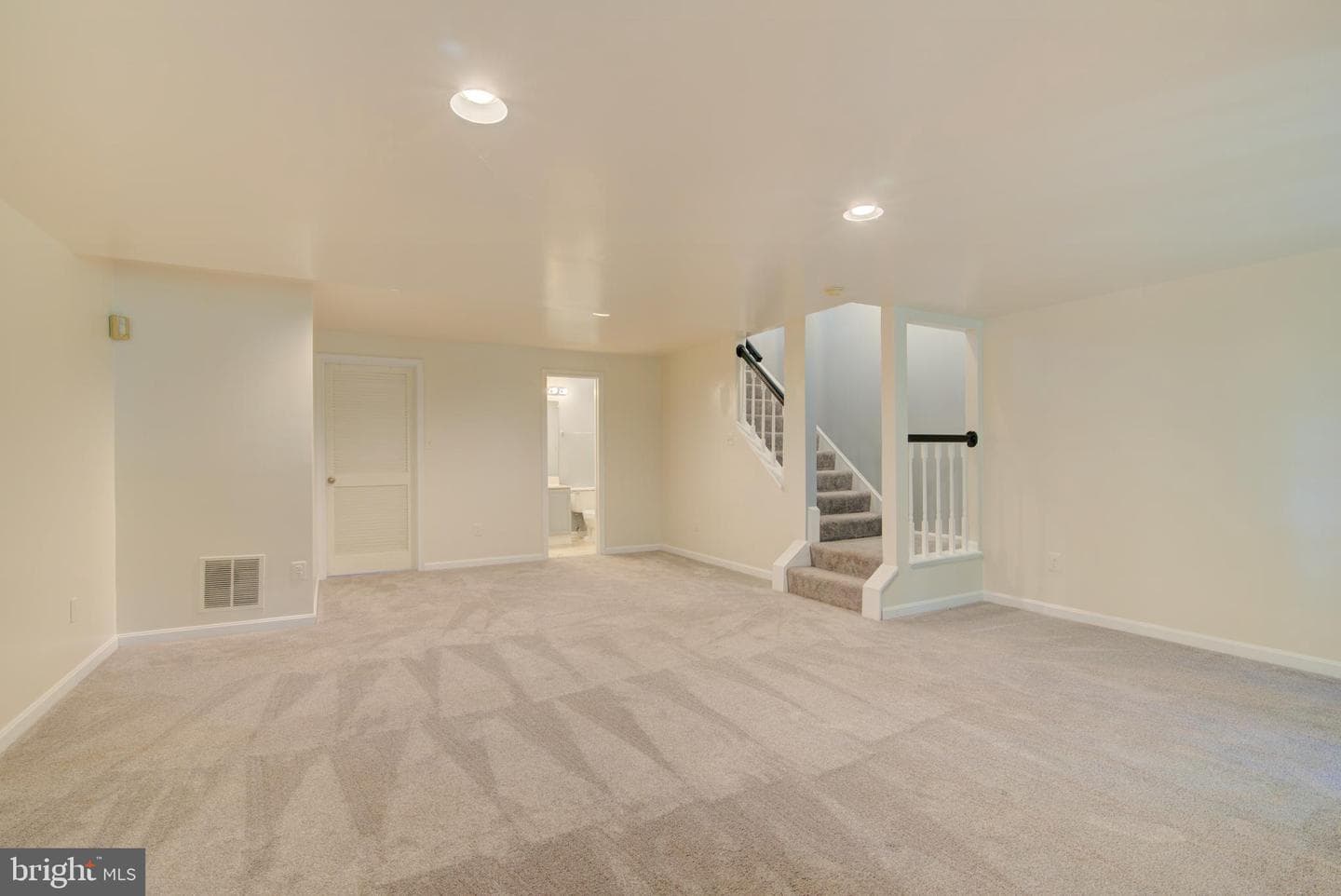 7235 Worsley Way photo 37