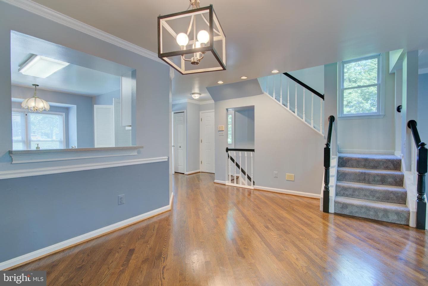7235 Worsley Way photo 9