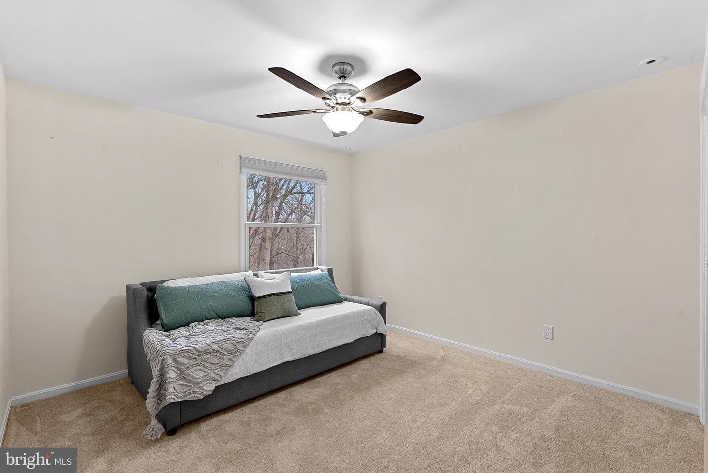 10207 Oxfordshire Road photo 50