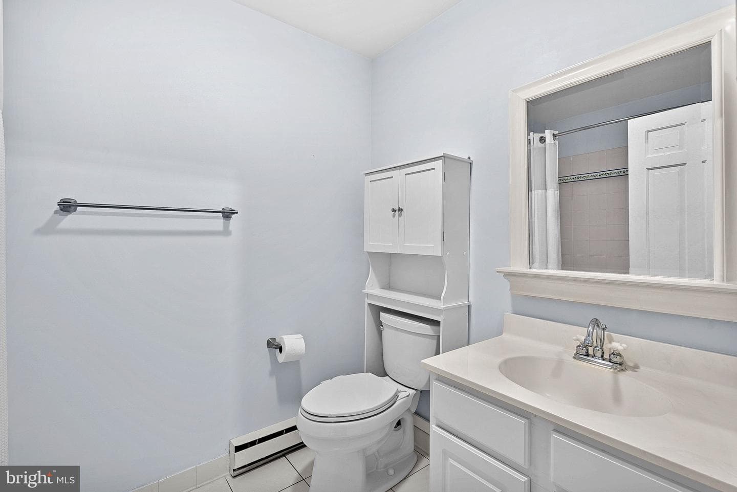 10207 Oxfordshire Road photo 53