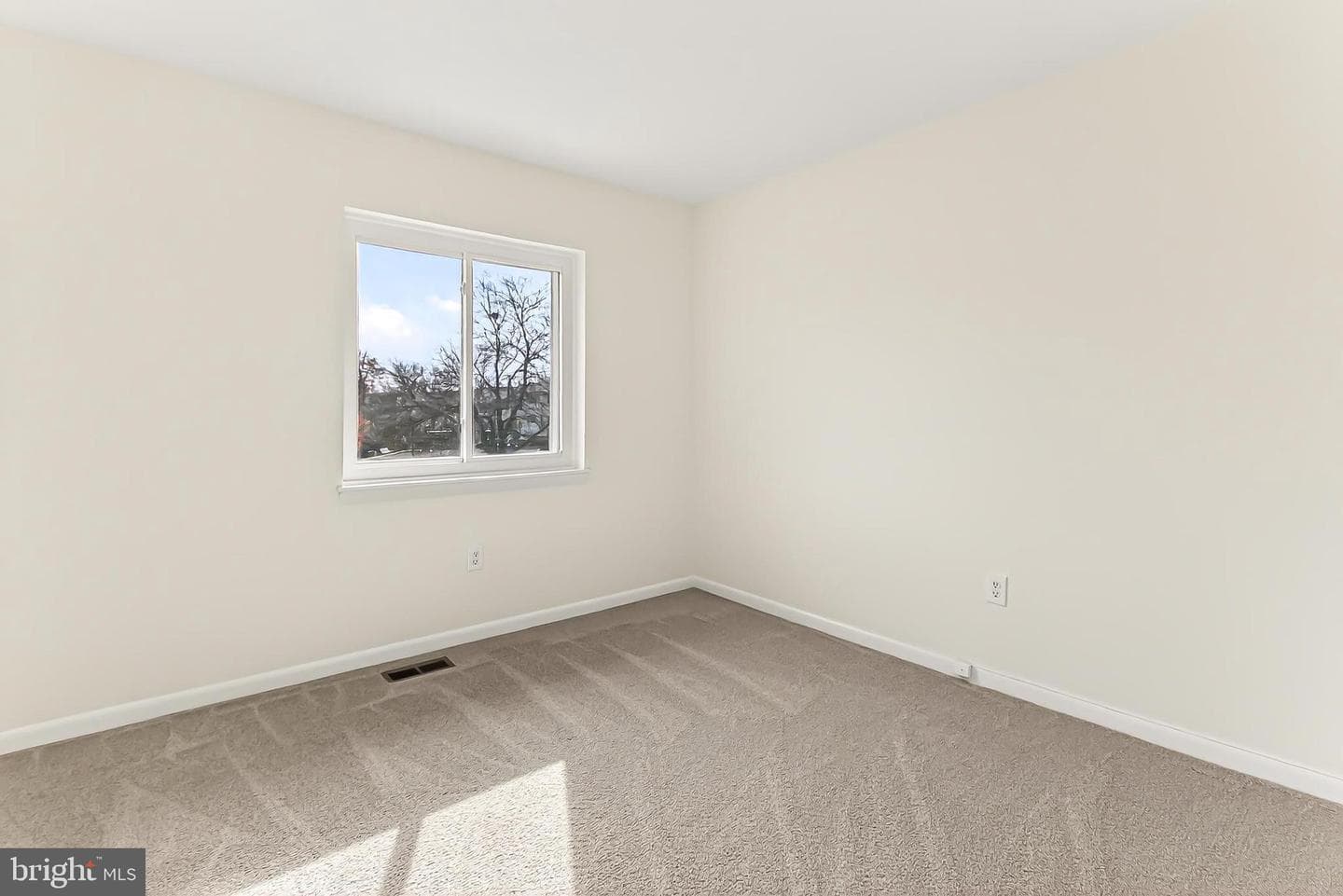 3003 Mission Square Drive photo 33