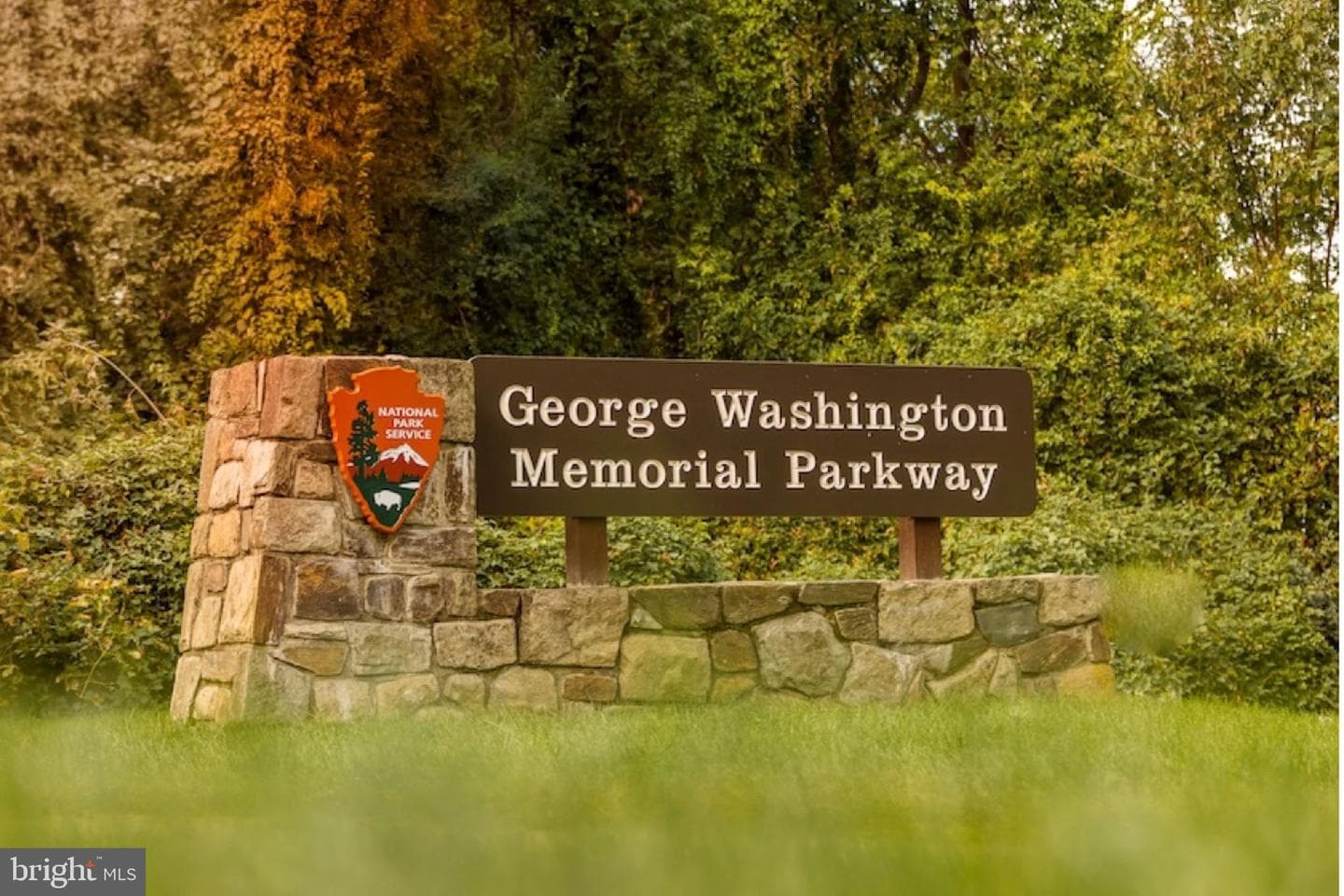 6621 Wakefield Drive #418, Alexandria