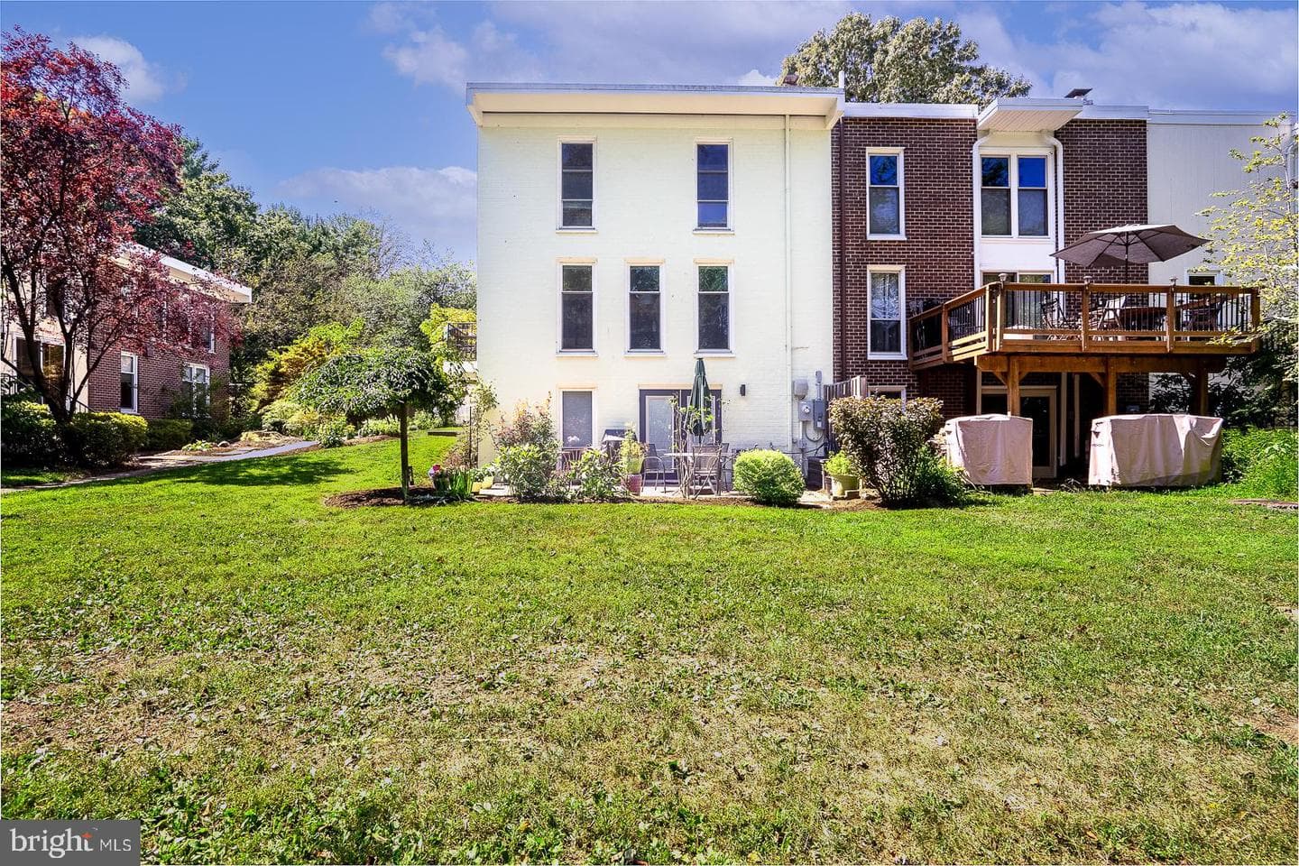 1640 Wainwright Drive photo 43