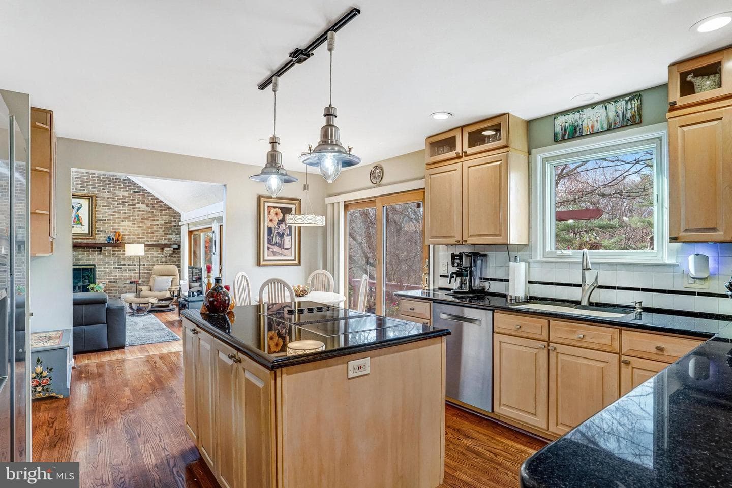 10906 Miller Road photo 23