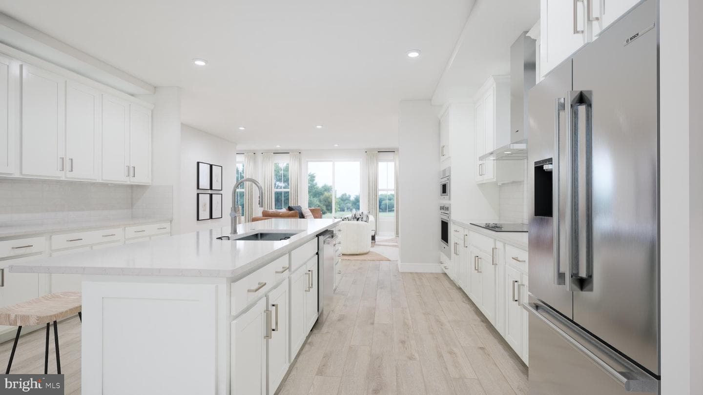 13740 Aviation Place photo 4