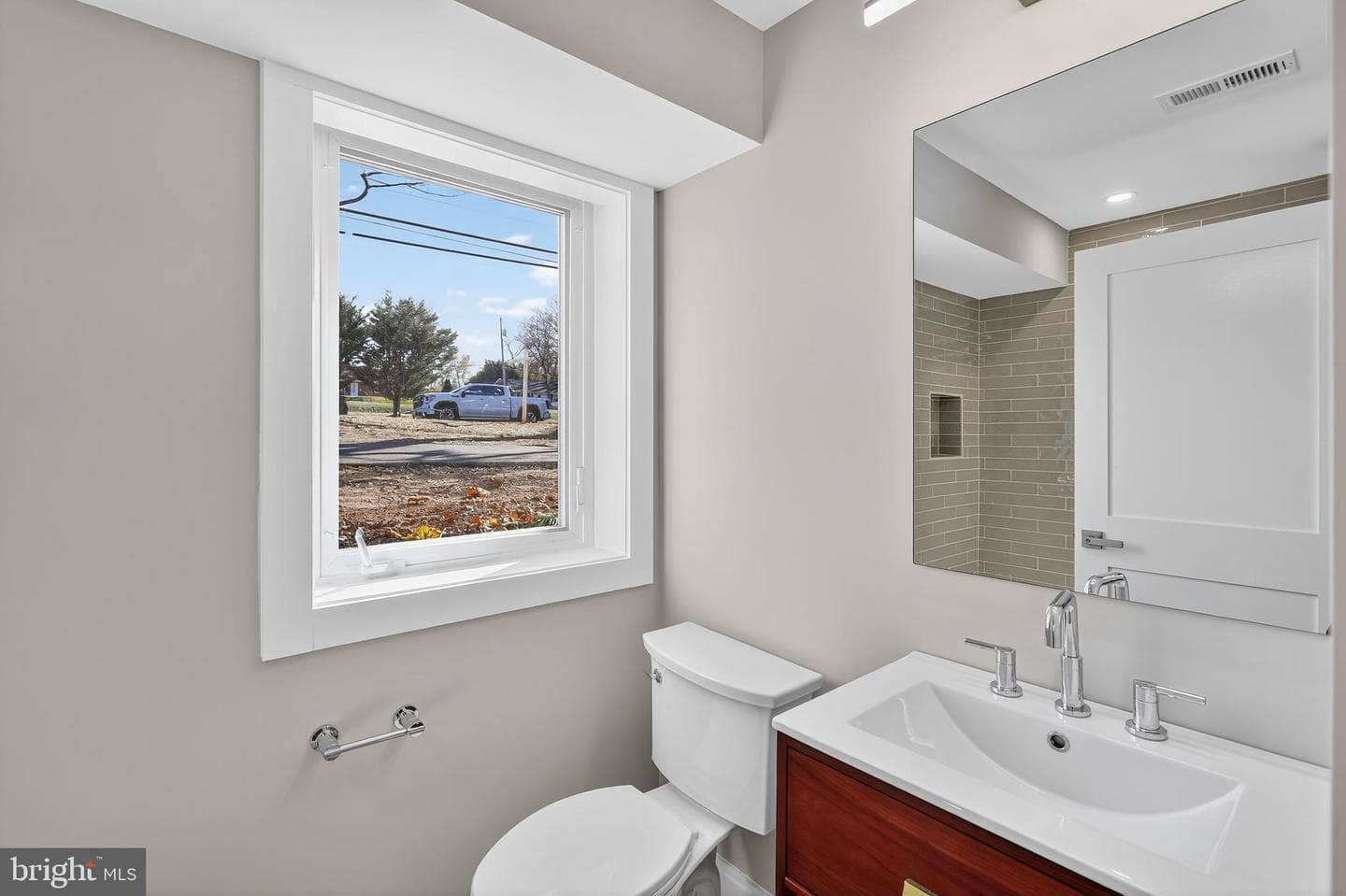 6306 Columbia Pike photo 34
