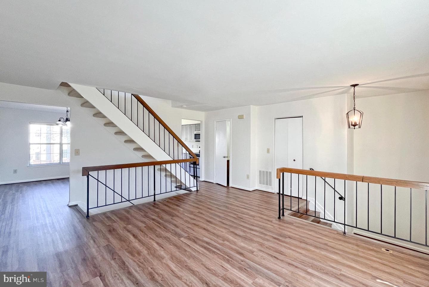 3350 Oakshade Court photo 6