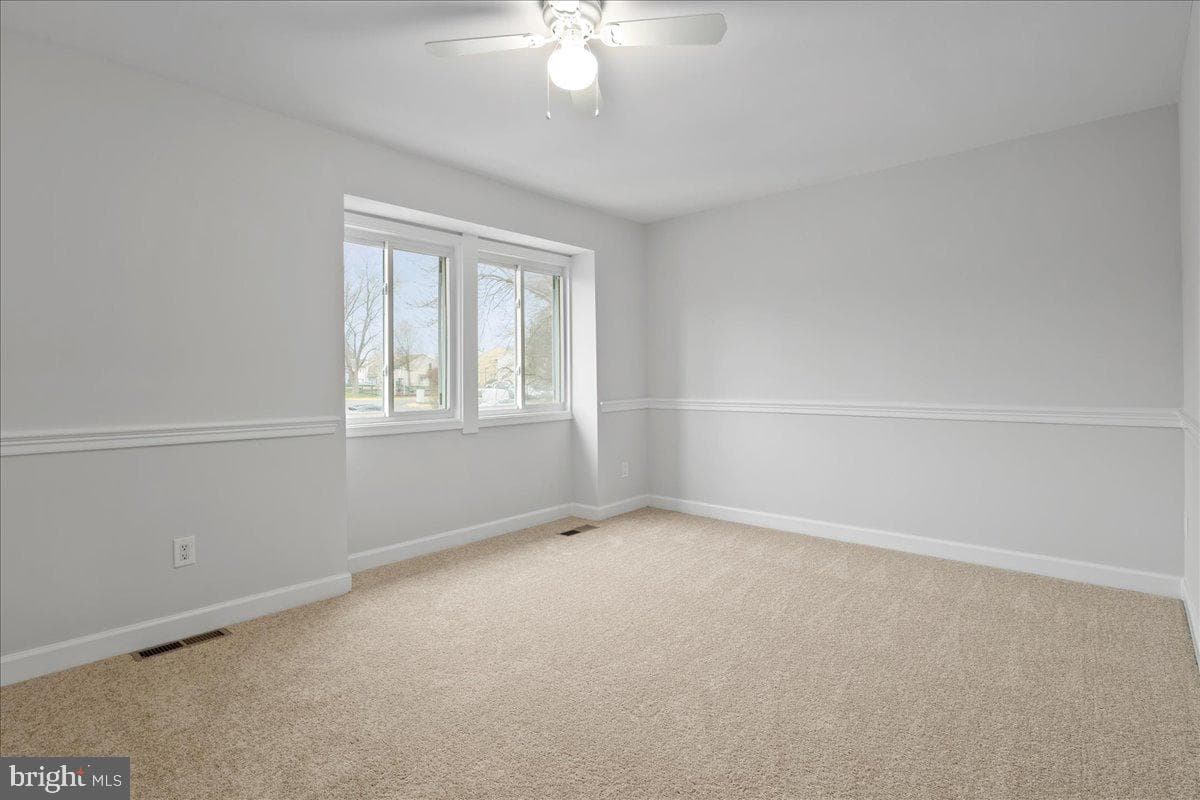 1062 Knight Lane photo 20