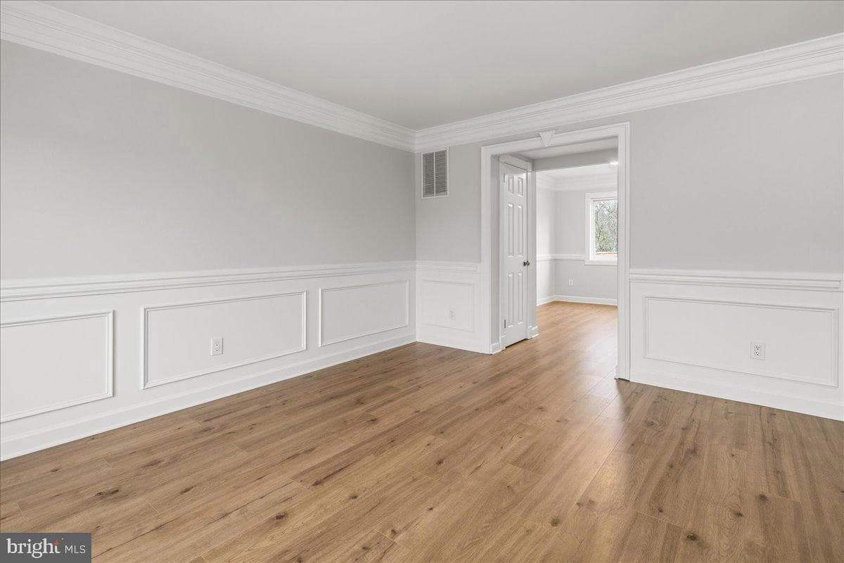 1062 Knight Lane photo 7