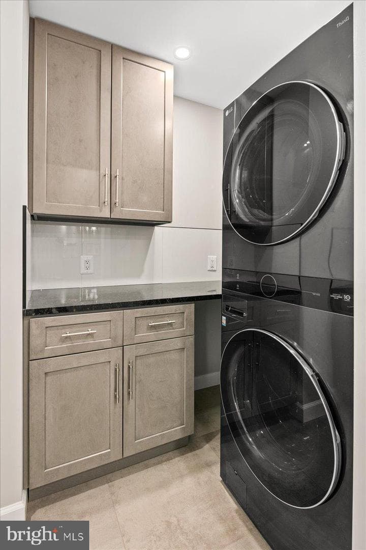 353 Gallop Wood Place photo 52