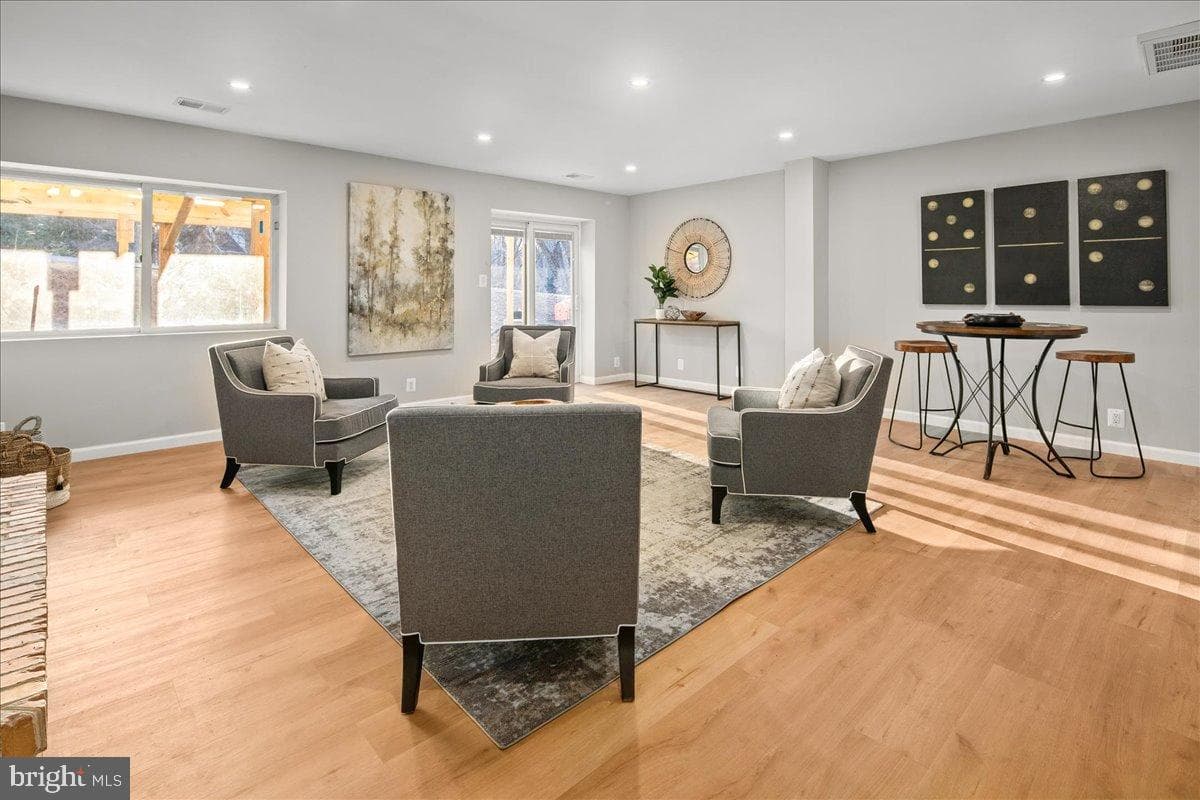 353 Gallop Wood Place photo 68