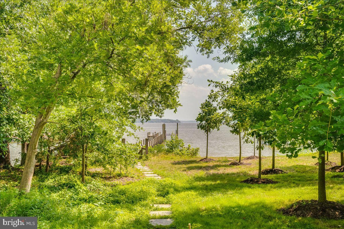 9433 Ferry Landing Ct photo 24
