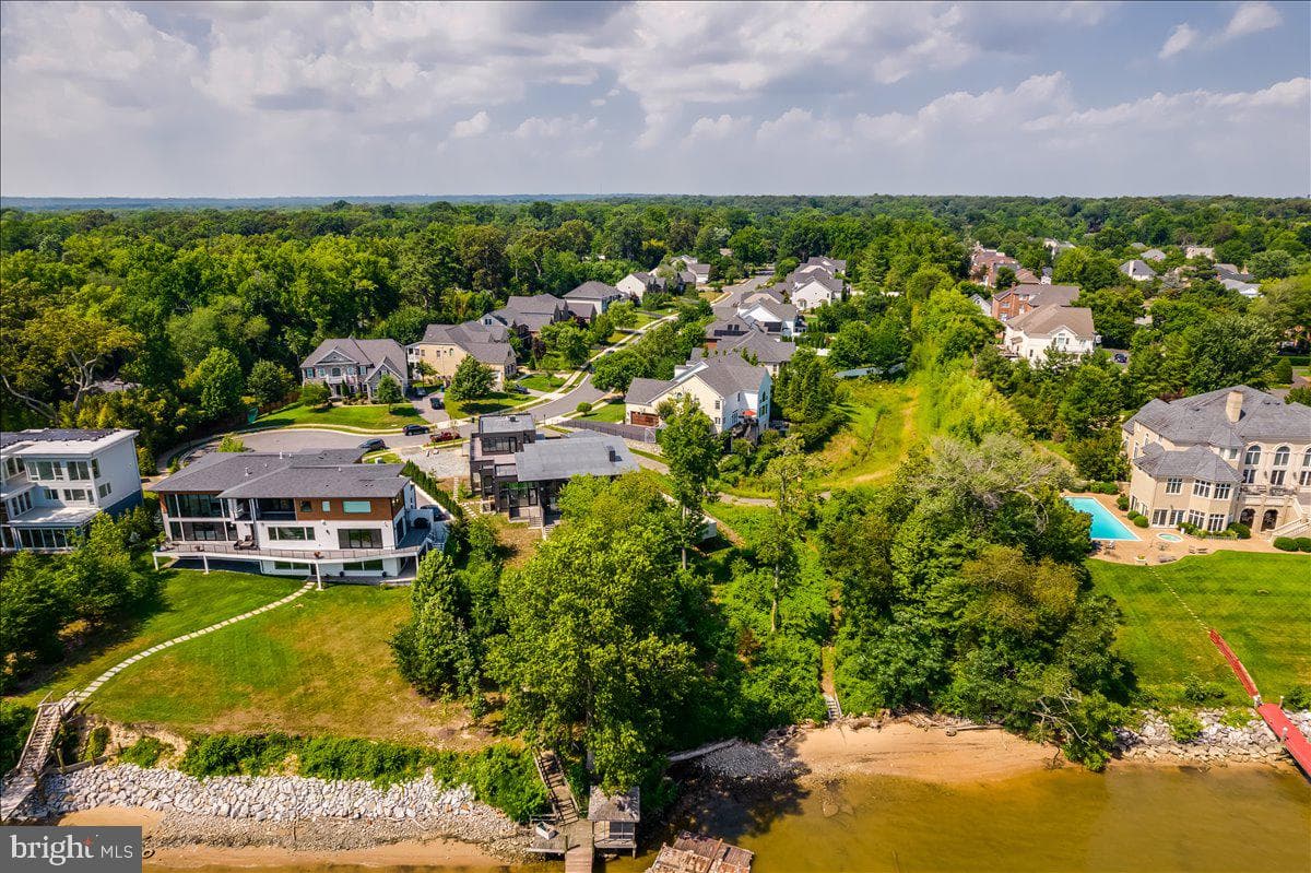 9433 Ferry Landing Ct photo 67