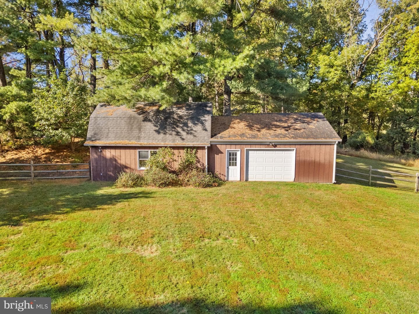 9200 Falls Run Road photo 31