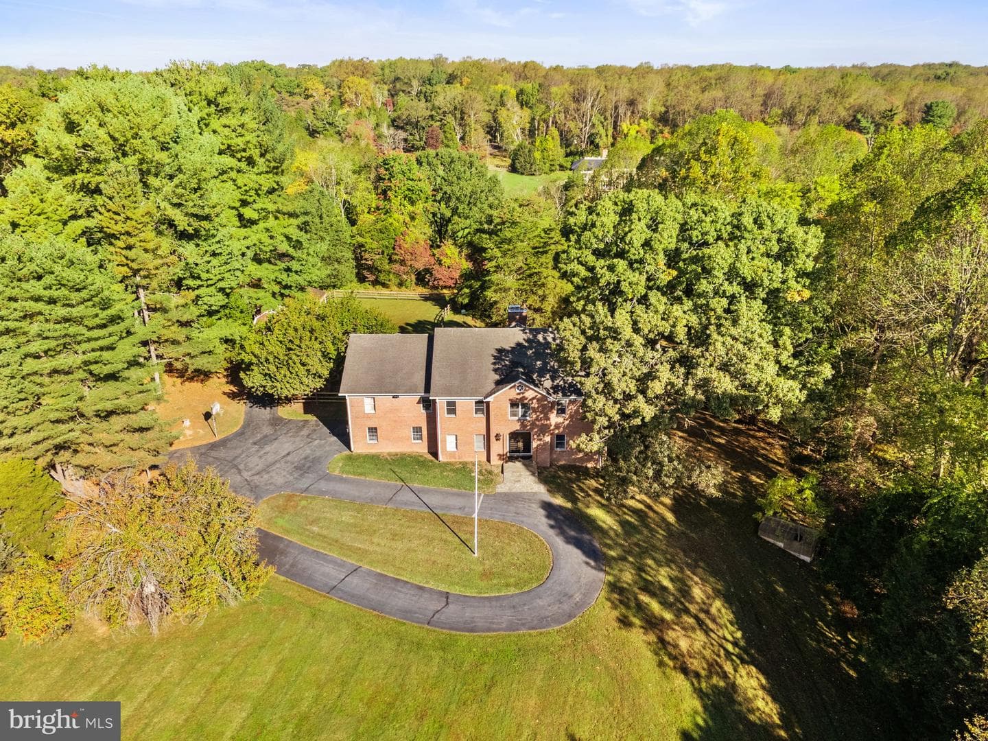 9200 Falls Run Road photo 5