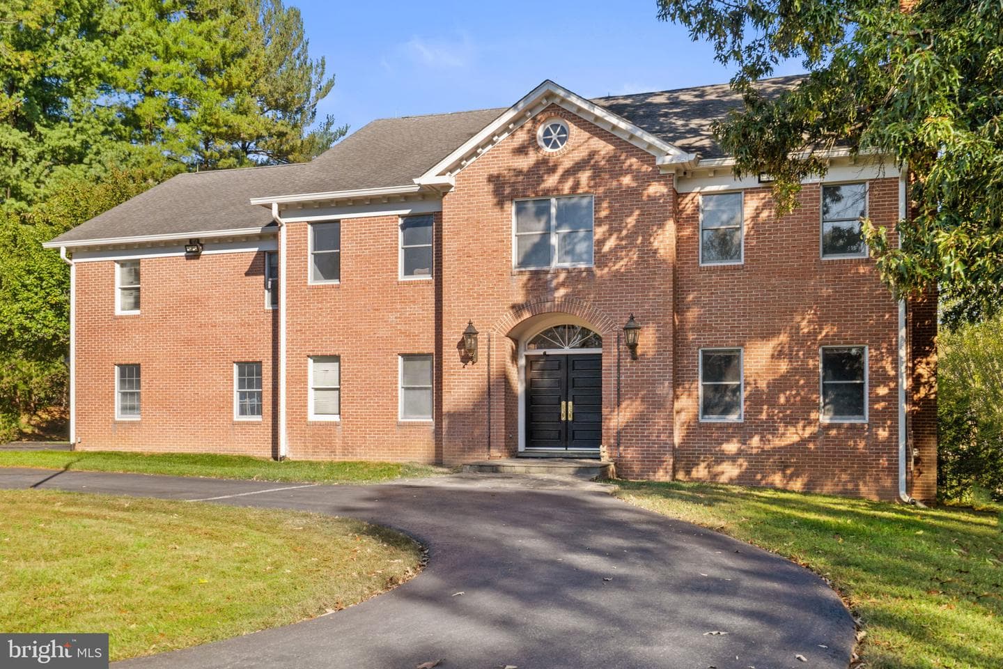 9200 Falls Run Road photo 8