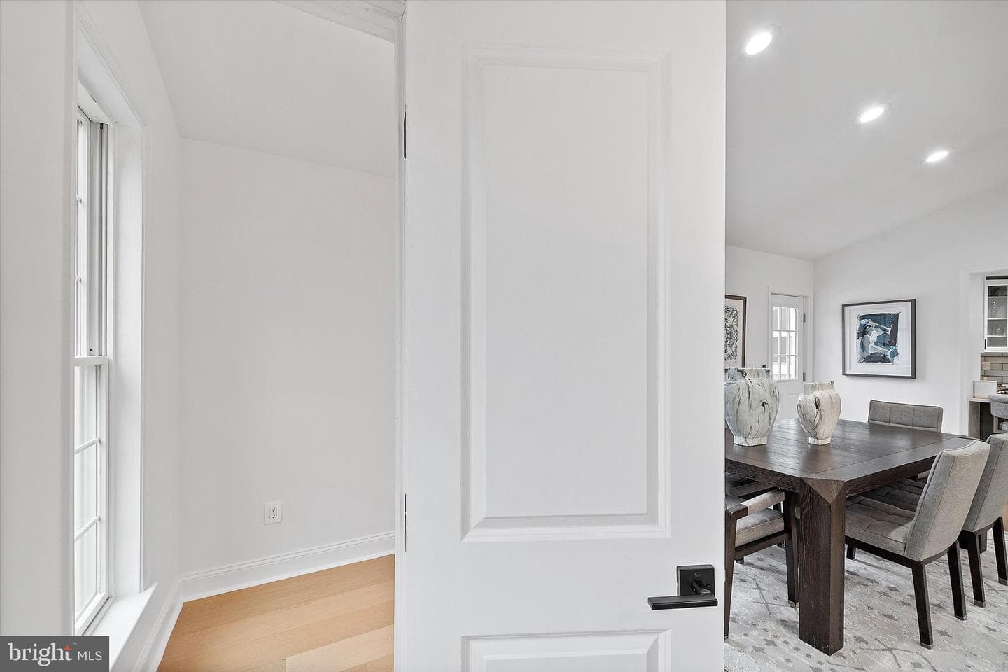 707 Meadow Lane SW photo 17