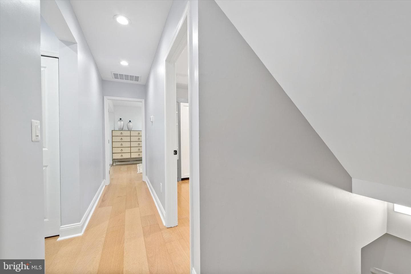 707 Meadow Lane SW photo 18