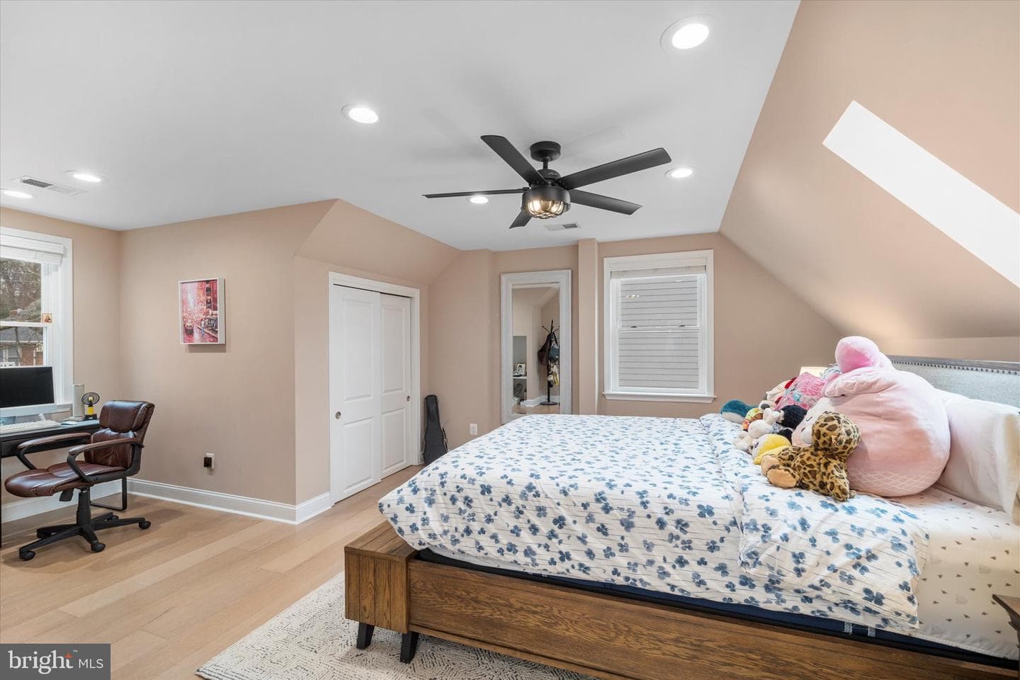 707 Meadow Lane SW photo 33