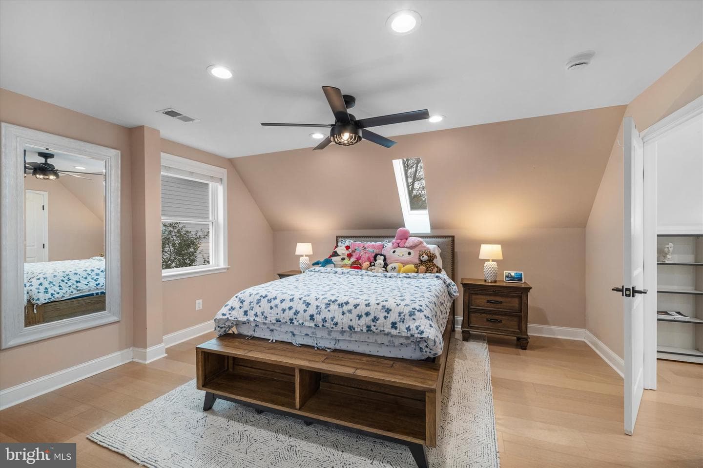 707 Meadow Lane SW photo 34