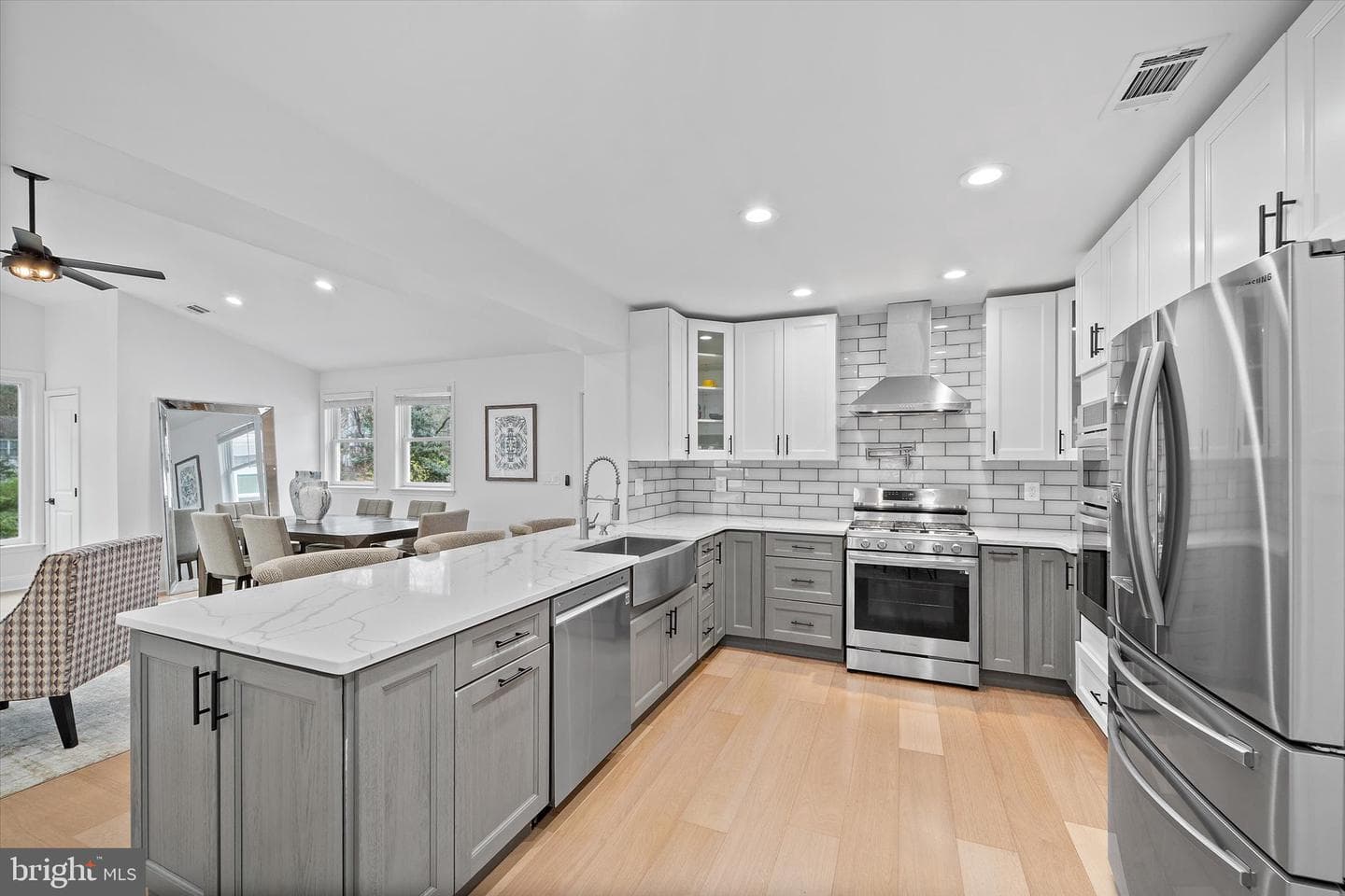 707 Meadow Lane SW photo 9