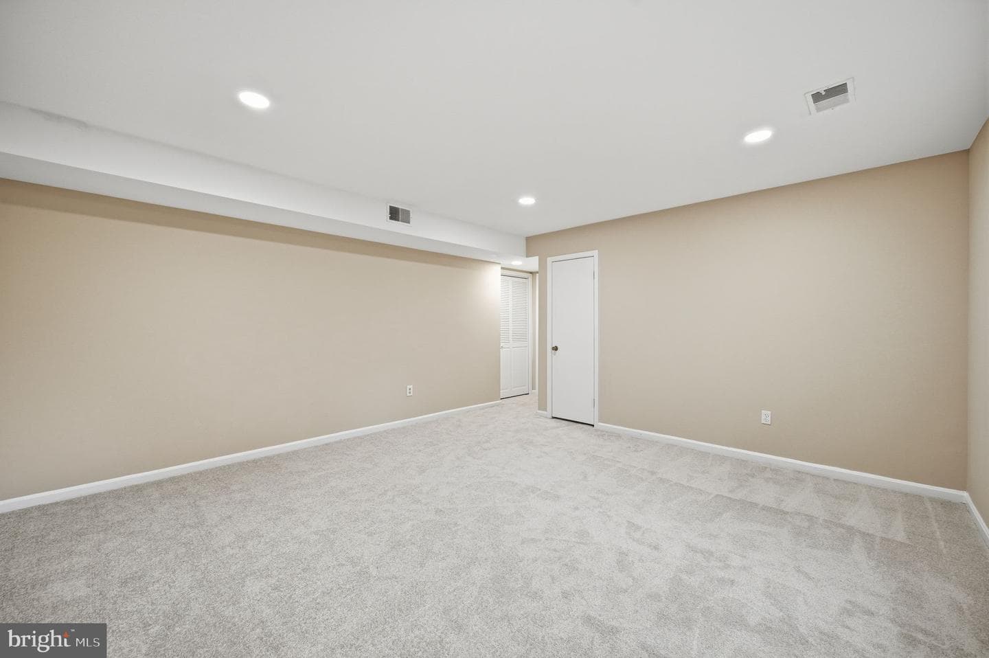9322 Elk Drive photo 31