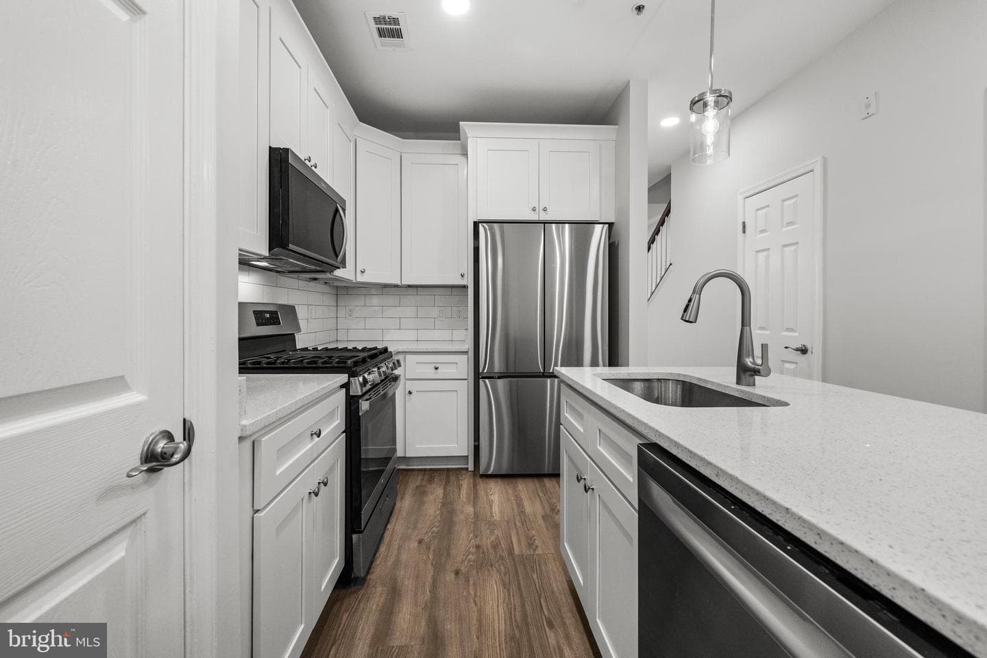 2665 Manhattan Place #109 photo 11