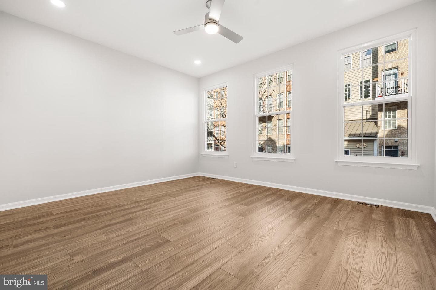 2665 Manhattan Place #109 photo 19
