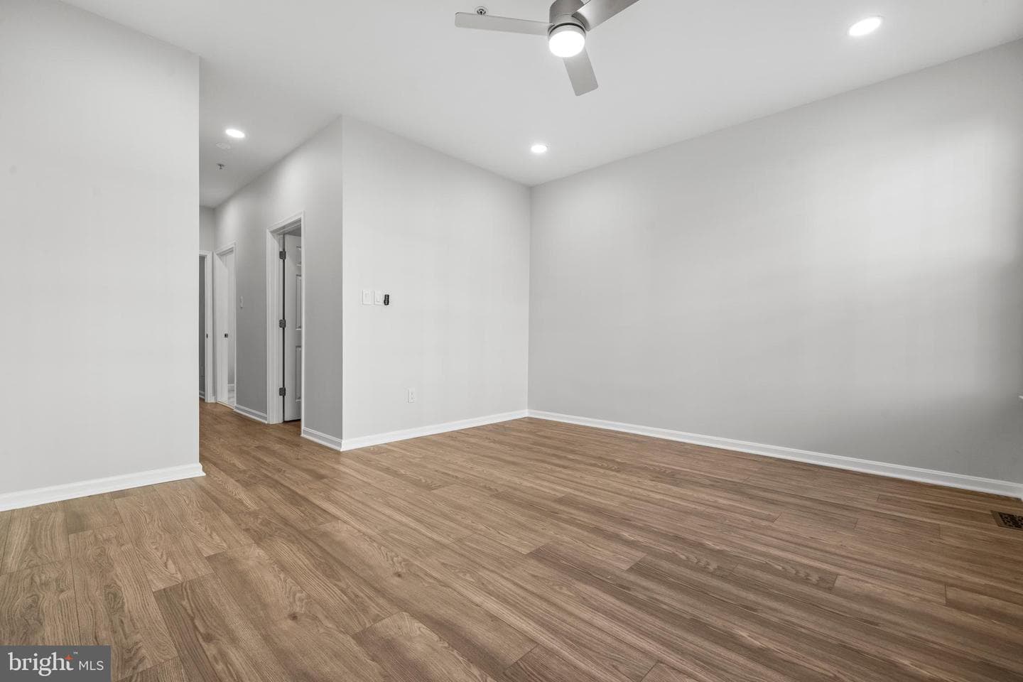 2665 Manhattan Place #109 photo 21