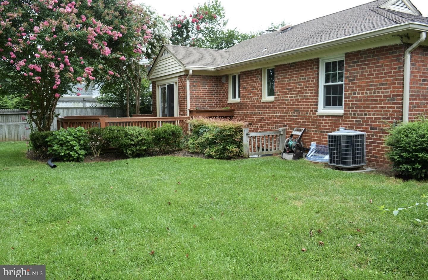 6613 Chesterfield Avenue photo 6